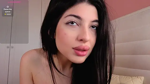 SwiiityKiss online show from June 12, 2026, 6:56 am