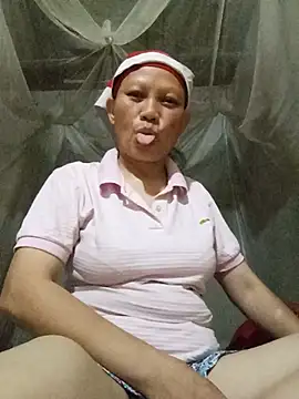 Snapshot of Ila-min chatting on June 28, 2026, 11:49 am Ila-min online show from June 28, 2026, 11:49 am