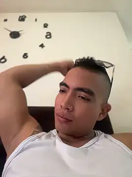 6BabyScorpion6 online show from June 5, 2026, 6:46 pm