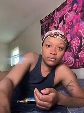 Prettywettkittycc online show from June 24, 2026, 12:37 pm