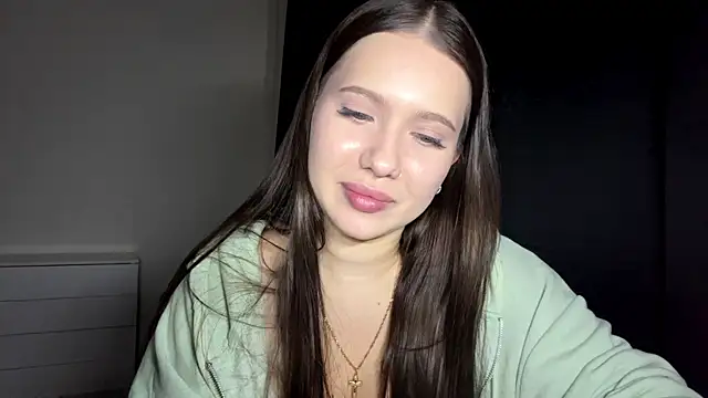 KarlyBiringer online show from June 8, 2026, 5:13 pm