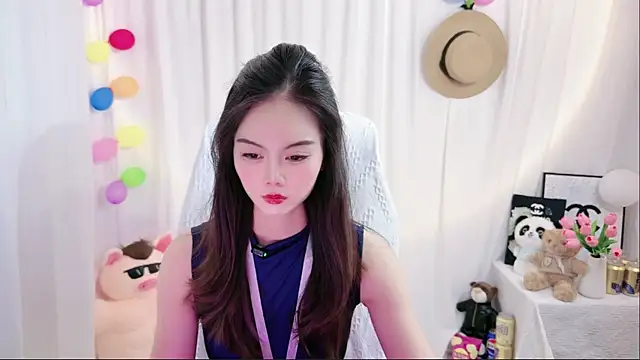 Ella-008 online show from June 11, 2026, 5:05 am