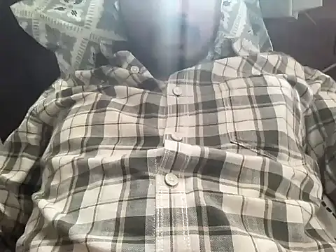 Snapshot of NAVIN0001 chatting on July 27, 2026, 4:19 am NAVIN0001 online show from July 27, 2026, 4:19 am