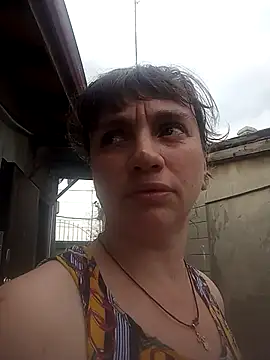 AnitaLove077 online show from July 17, 2026, 4:23 pm