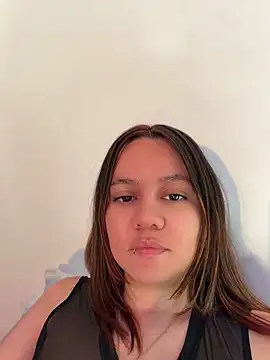 Emma Jonas online show from July 16, 2026, 4:57 pm