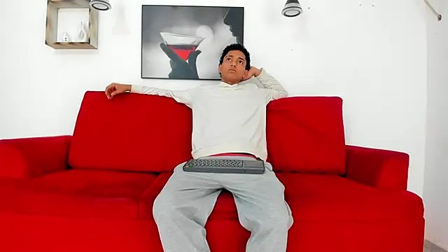Bhruno Diaz online show from June 8, 2026, 4:46 am