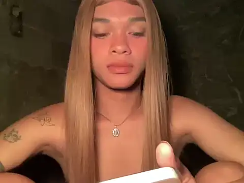 Justine0419 online show from July 23, 2026, 7:28 am