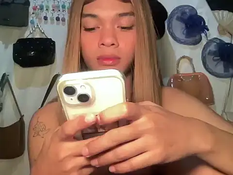 Justine0419 online show from July 31, 2026, 3:55 pm