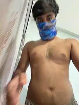 Snapshot of dreamy_boy chatting on June 15, 2026, 6:43 pm dreamy boy online show from June 15, 2026, 6:43 pm