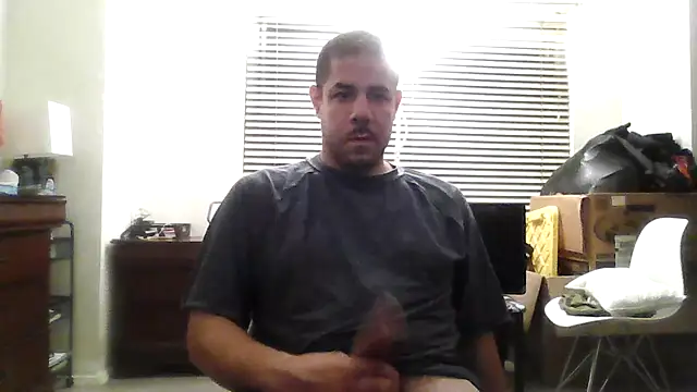 Snapshot of toosexy4myshirt chatting on July 17, 2026, 5:14 am toosexy4myshirt online show from July 17, 2026, 5:14 am