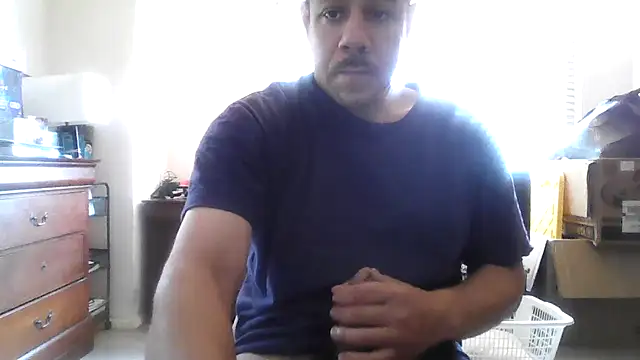Snapshot of toosexy4myshirt chatting on July 18, 2026, 11:47 am toosexy4myshirt online show from July 18, 2026, 11:47 am