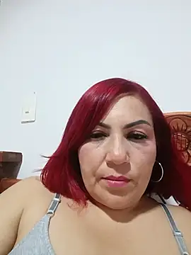 Agata Traviesa online show from June 14, 2026, 2:24 am