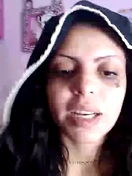 Snapshot of Valkiry_08 chatting on July 10, 2026, 3:00 am Valkiry 08 online show from July 10, 2026, 3:00 am