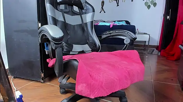 Arian Pervert online show from July 3, 2026, 10:54 am
