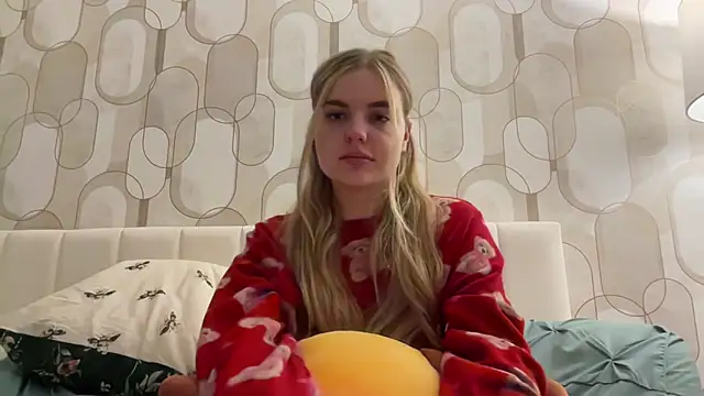 Lilyswlrdxo online show from June 10, 2026, 11:46 pm
