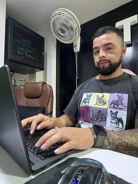 SalvatoreAbu online show from June 23, 2026, 9:13 pm