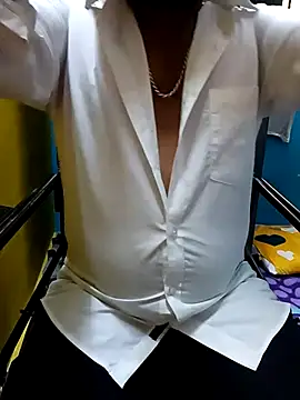 Lawrencedlkk007 online show from March 3, 2025, 9:55 am