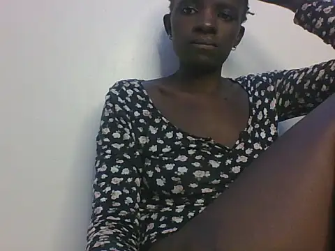 ebonypetite2 online show from June 24, 2026, 3:33 pm