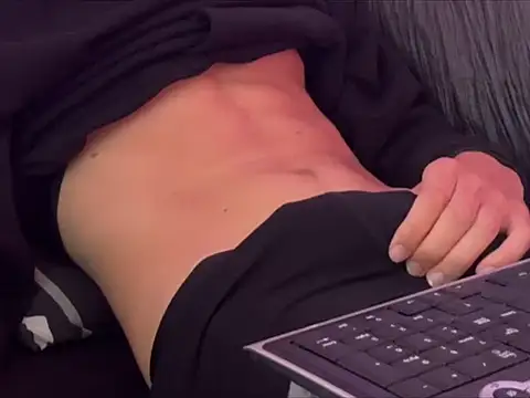 Jacob0thestar online show from June 12, 2026, 9:19 am
