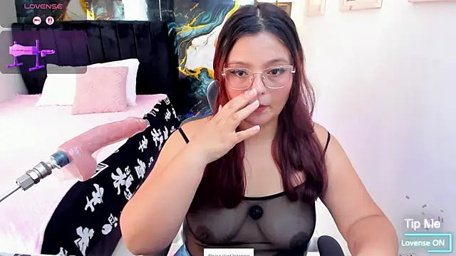 Miss Kloee online show from July 25, 2026, 7:11 pm