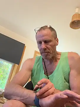 Greg0ri73 online show from June 25, 2026, 5:12 am