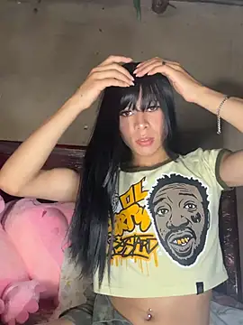 Snapshot of lady_Tayron chatting on June 27, 2026, 5:12 am lady Tayron online show from June 27, 2026, 5:12 am