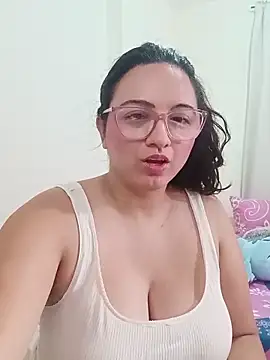 lipihot29 online show from June 22, 2026, 7:11 pm