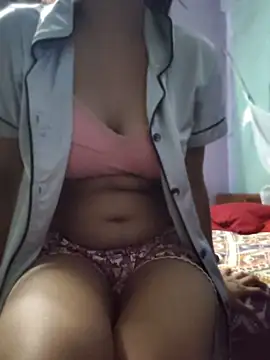 Hot Kritiii online show from July 6, 2026, 3:03 pm