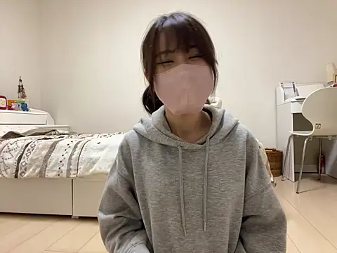 Sakura Mochi38 online show from June 25, 2026, 12:53 pm