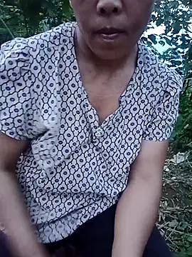 Snapshot of Chin-ni chatting on July 17, 2026, 11:50 am Chin-ni online show from July 17, 2026, 11:50 am