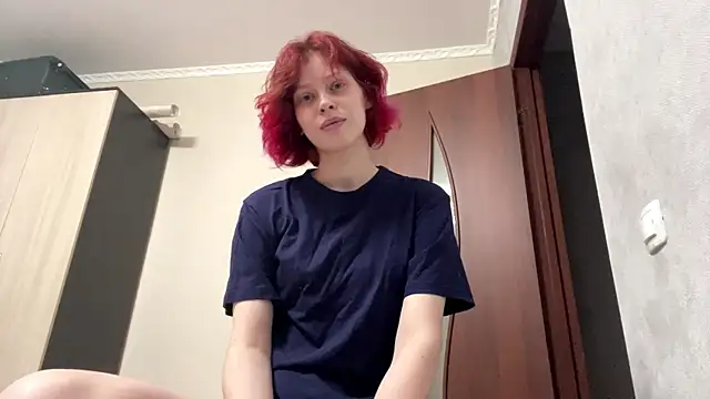 lullabyplump online show from June 12, 2026, 3:55 pm