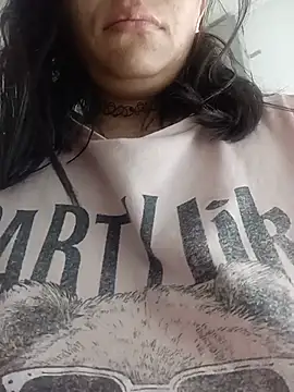VALENTINA SSQUIRT online show from July 17, 2026, 9:05 am