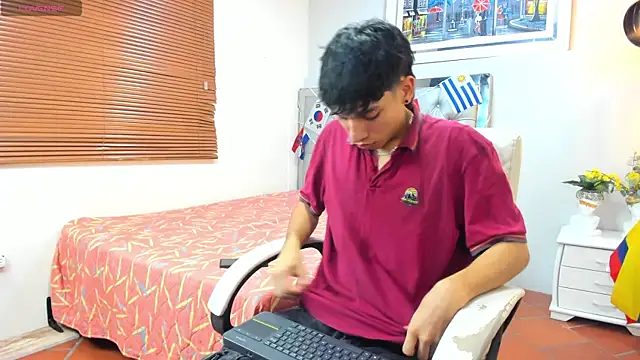 Snapshot of Jake_Falcon chatting on July 9, 2026, 11:47 am Jake Falcon online show from July 9, 2026, 11:47 am