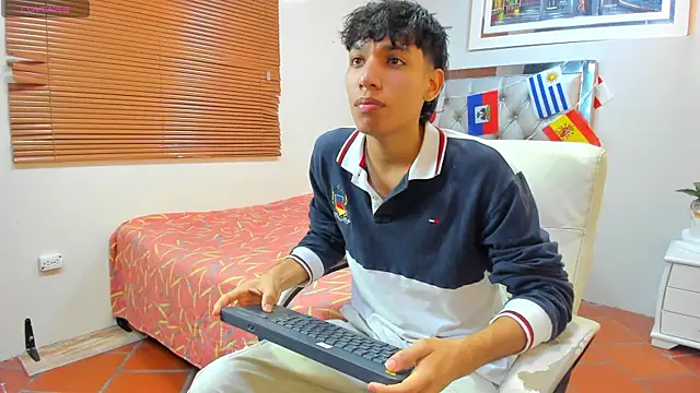 Snapshot of Jake_Falcon chatting on July 22, 2026, 11:35 am Jake Falcon online show from July 22, 2026, 11:35 am