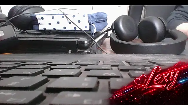 Lexxy sexy online show from June 14, 2026, 2:19 pm