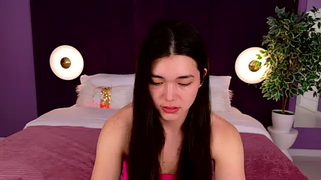 Snapshot of MaddieMeyer chatting on July 9, 2026, 3:43 am MaddieMeyer online show from July 9, 2026, 3:43 am