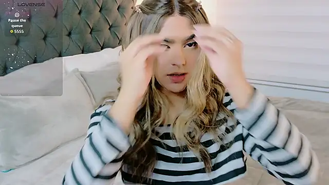 Snapshot of Scarlethvhonparker chatting on November 15, 2025, 2:42 am Scarlethvhonparker online show from November 15, 2025, 2:42 am