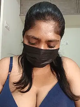 Snapshot of Tamilponnu127 chatting on June 19, 2026, 1:15 pm Tamilponnu127 online show from June 19, 2026, 1:15 pm