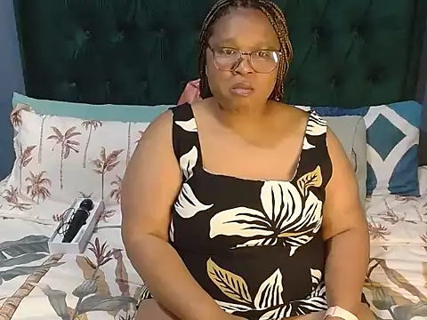 Snapshot of MISS_BLACKBERY chatting on June 12, 2026, 8:52 pm MISS BLACKBERY online show from June 12, 2026, 8:52 pm