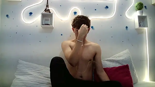 christian foxx  online show from June 26, 2026, 1:04 pm