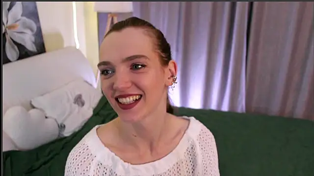 MarielRoloson online show from July 24, 2026, 7:23 pm