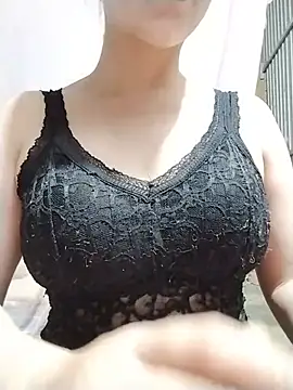 sexy girll2k online show from June 24, 2026, 2:05 pm