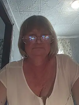 MilashkaCutie50 online show from June 25, 2026, 5:23 am