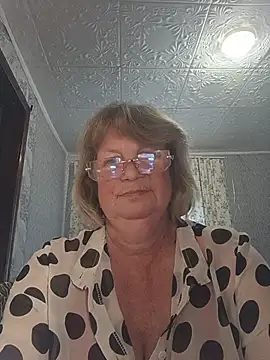 MilashkaCutie50 online show from July 21, 2026, 3:31 am