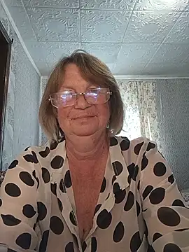MilashkaCutie50 online show from July 27, 2026, 4:19 am