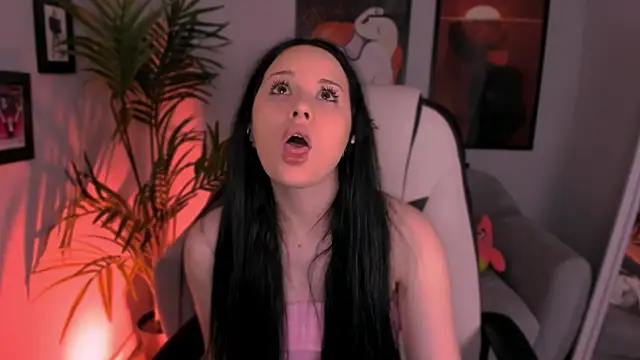 Snapshot of AmeliaRiviera chatting on July 13, 2026, 12:19 pm AmeliaRiviera online show from July 13, 2026, 12:19 pm