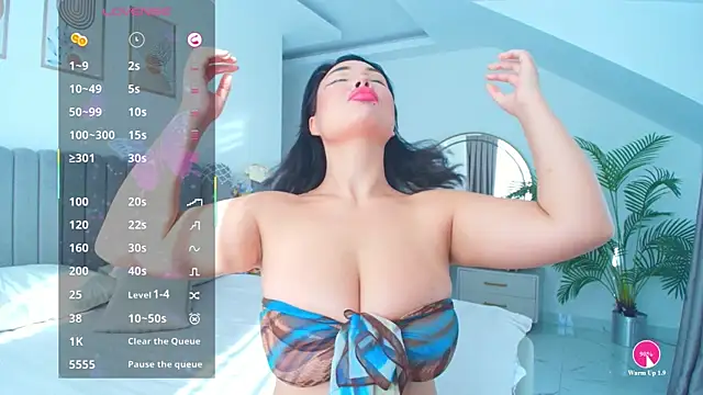 AsianLumi online show from July 31, 2026, 4:45 am