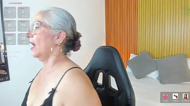 Snapshot of catalina_villan chatting on July 11, 2026, 6:54 pm catalina villan online show from July 11, 2026, 6:54 pm