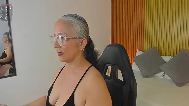 Snapshot of catalina_villan chatting on July 15, 2026, 6:46 pm catalina villan online show from July 15, 2026, 6:46 pm