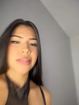 Snapshot of Doll_Maddy_ chatting on June 21, 2026, 3:20 am Doll Maddy online show from June 21, 2026, 3:20 am